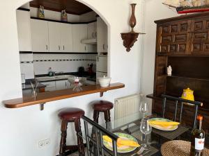 Ap NURIMAR 1, centro de LEscala con Aire Acondicionado FREE