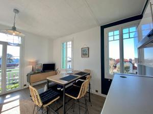 Appartements Studio lumineux sur balcon avec vue mer et plage : photos des chambres