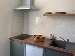 Appartements Cozy Studio with balcony and free parking : photos des chambres