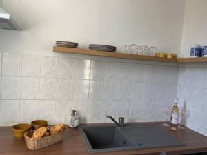 Appartements Cozy Studio with balcony and free parking : photos des chambres