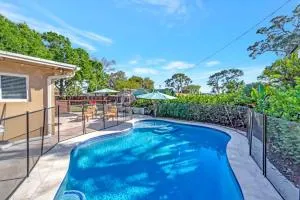 The Brophy House HAS A 30 DAY MINIMUM STAY - بلانتايشن