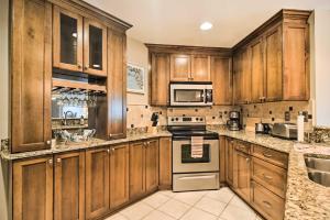 St Pete Condo with Private Lanai and Community Pool!