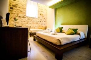 Triple Room room in Abraxia B&B