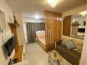 Affordable Staycation at COOL SUITES by SMDC Wind Residences