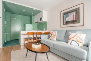 Home Art Apartments Salamanca