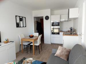 Appartements Les 3 mouettes a Cabourg - cote normande : photos des chambres
