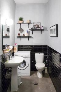 2 Rooms for 4, piso compartido