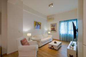 Nice 1BD apartment close to metro station Ampelokipoi