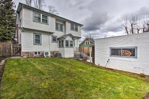 Central Eugene House with Updated Interior and Yard!