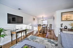 Bay Shore Vacation Rental with Shared Yard!