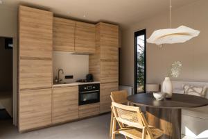 Luxe tiny house STEC midden op de Veluwe in Nunspeet