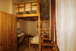 Economy Double Room with Shared Bathroom room in Hotel Elegia am Kurfürstendamm