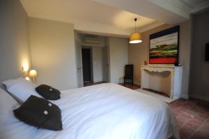 Logis Hôtel Château De Palaja