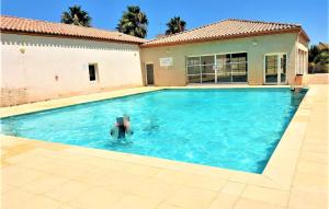 Awesome home in Gallargues-le-Montueux with Outdoor swimming pool, WiFi and 2 Bedrooms