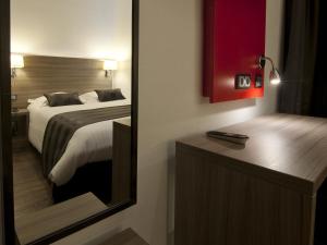 Hotels Hotel le Grillon : photos des chambres