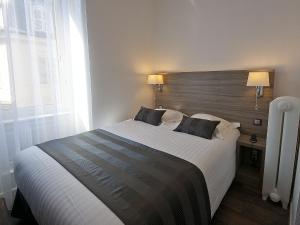 Hotels Hotel le Grillon : photos des chambres