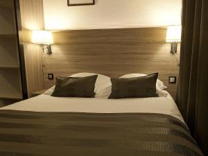 Hotels Hotel le Grillon : photos des chambres