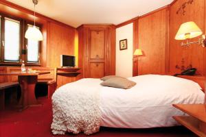 Hotels Hotel - Restaurant Le Cerf & Spa : Chambre Traditionnelle