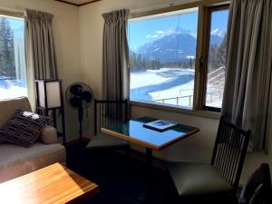 Tete Jaune Lodge