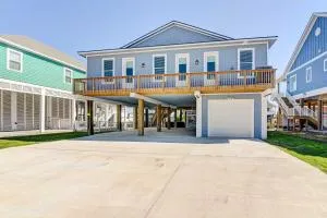 Private Dock and Patio Waterfront Galveston Retreat - Terramar Beach