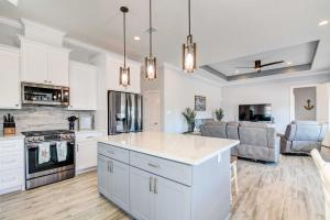 Private Dock and Patio Waterfront Galveston Retreat