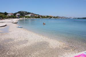 Family friendly apartments with a swimming pool Murter - 20819