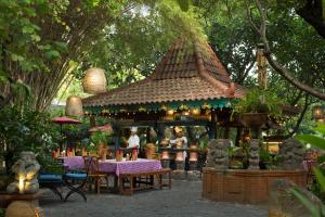 Bumi Surabaya City Resort - Hotels, Surabaya