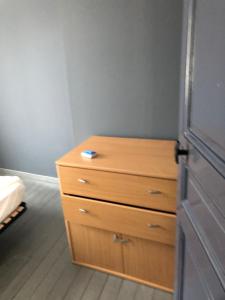 Appartements Petit appartement centre ville Granville : Appartement 1 Chambre