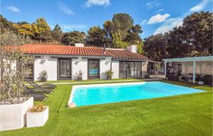 Maisons de vacances Stunning Home In Les Cluses With Wifi, Private Swimming Pool And Outdoor Swimming Pool : photos des chambres