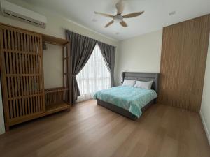 TANJUNG GROVE VILLAS