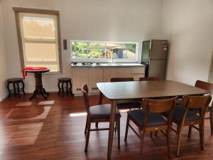 TANJUNG GROVE VILLAS