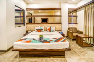 FabHotel Global Inn - Nr Sanjeevani Childrens Hospital