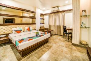 FabHotel Global Inn - Nr Sanjeevani Childrens Hospital