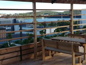 Moderni avara yksiö Jyväskylän ydinkeskustassa