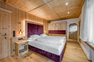 Double Room with Mountain View room in Naturhotel Alpenblick