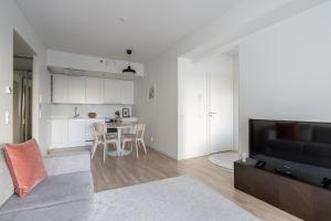 "Station" - Modern 1BR with Sauna next to Railway Station