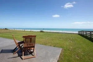 Views over Tasman, New luxury boutique studio overlooking the Tasman Sea - Kumara