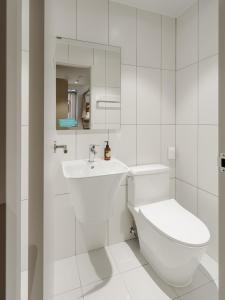 1 Người trong Phòng Tập Thể - Chỉ cho Nữ (1 Person in Dormitory - Female Only)