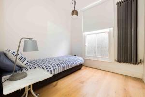 Stunning Notting Hill, 3 BD, fine Street, Garden