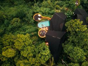 3 Bdr - Luxury Cliffside Bamboo Villa