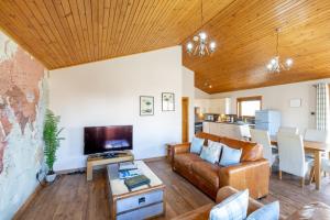 Douglas Fir Lodge with Hot tub