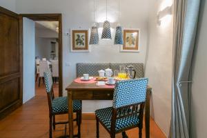 Casa allErta, villa with private pool