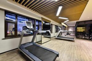 Atour Hotel Dalian Development Zone Jinma Road