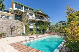 Villa Mountain Crest Kasauli with Treehouse , Sundeck & Breakfast - Dagshai