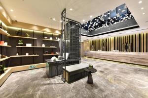 Atour Hotel Dalian Development Zone Jinma Road