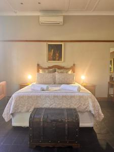 Farm stay at Saffron Cottage on Haldon Estate