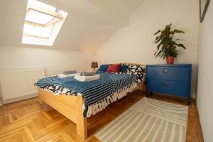 Spacious, central and luxury flat with great view!