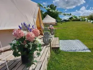 Hopgarden Glamping - Luxury 6m bell tent - Wadhurst
