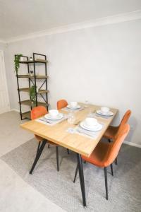 Chic 2BR Flat in Bishops Stortford