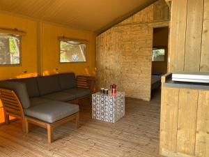 Tentes de luxe Camping la Kahute, tente lodge au coeur de la foret : photos des chambres